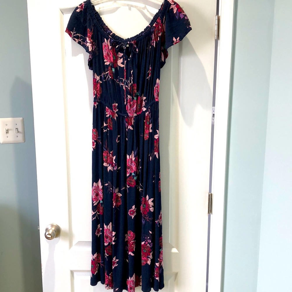 Navy multi rayon maxi dress size S. Patrons of Peace